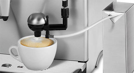 El primer espumador de leche automático de Saeco: el Cappuccinatore (1996)